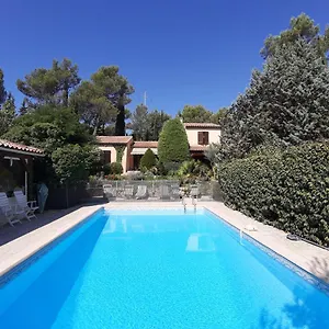 Maison d'hôtes Les De, Rocbaron